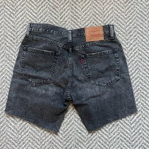 Levi’s Black Mid-length Shorts